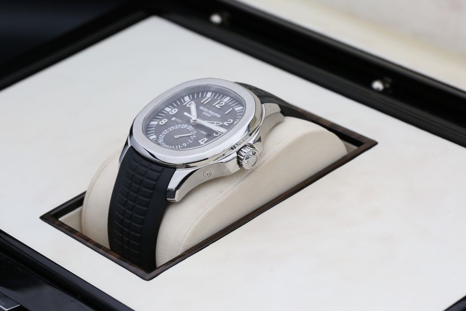 Patek Philippe Aquanaut 5164A-001 Image 7